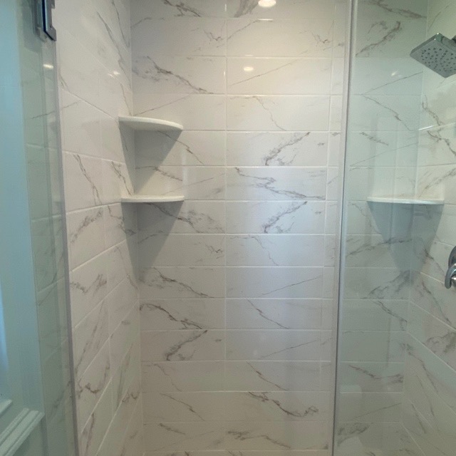 WHAT IS THE CHEAPEST WAY TO REMODEL A SMALL BATHROOM