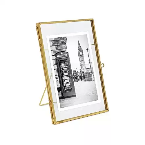 Isaac Jacobs 4x6, Antique Gold, Vintage Style Brass and Glass, Metal Floating Picture Frame (Vertical) with Locket Closure, for Photos, Art, & More, Tabletop Display (4x6 Antique Gold)