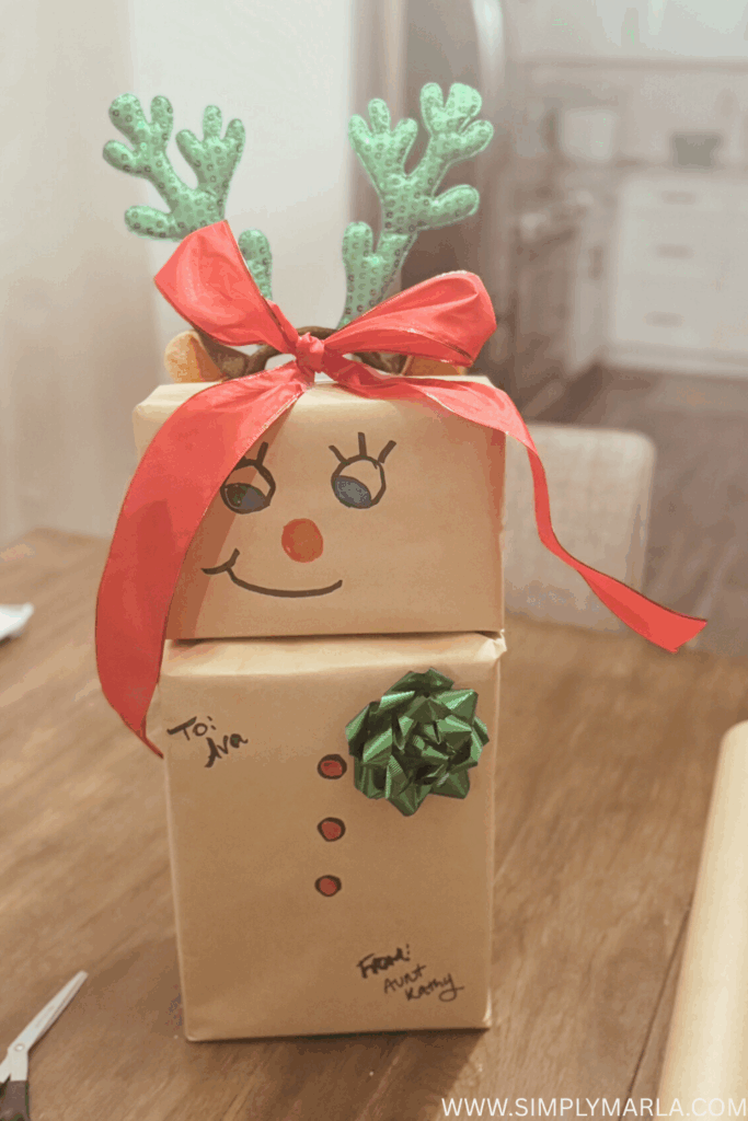 CREATIVE CHRISTMAS GIFT WRAPPING FOR KIDS